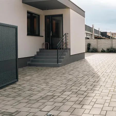 Homestay Star House Sered *