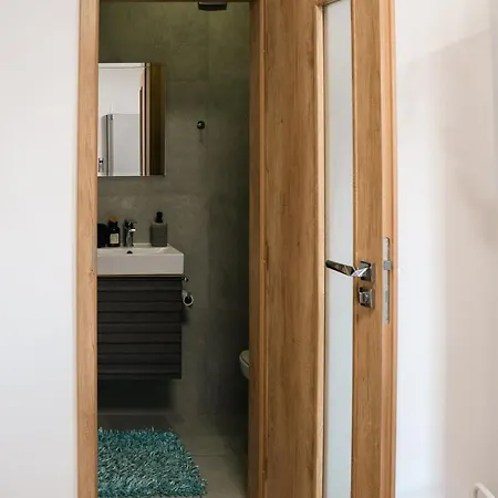 Star House Sered Homestay
