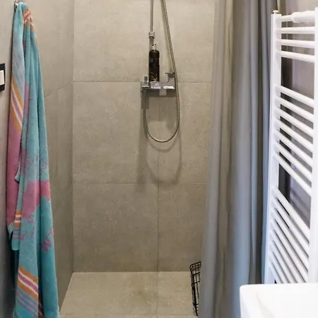 Privatunterkunft Star House Sered
