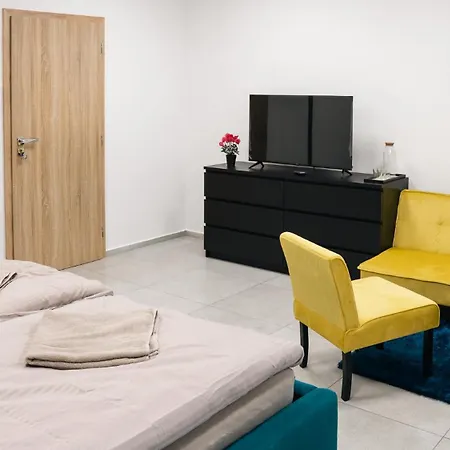 Star House Sered Sered'