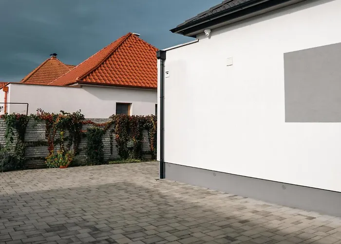 Star House Sered * Sered'