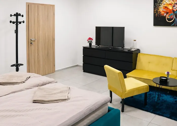 Star House Sered Sered'